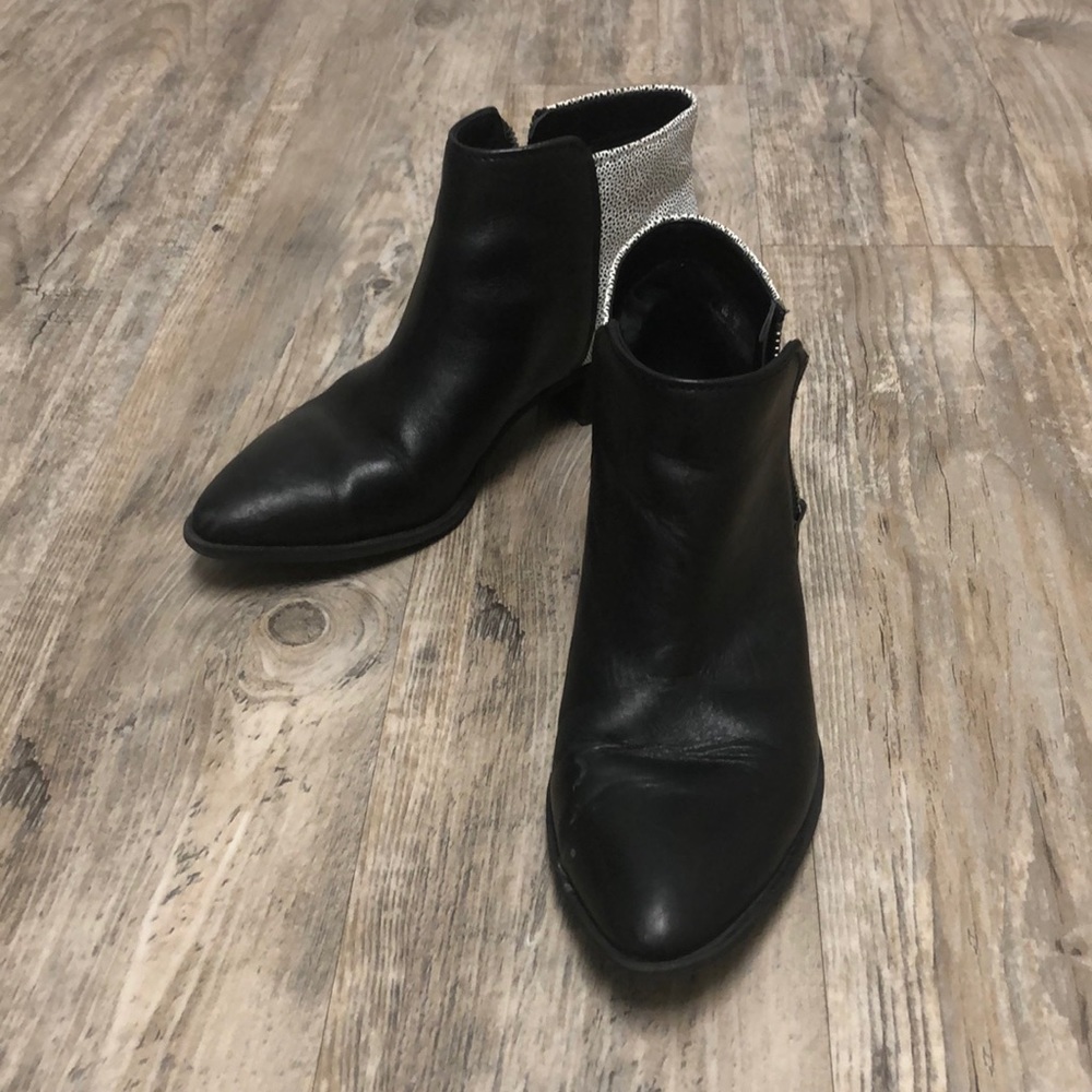 Circus by Sam Edelman Booties